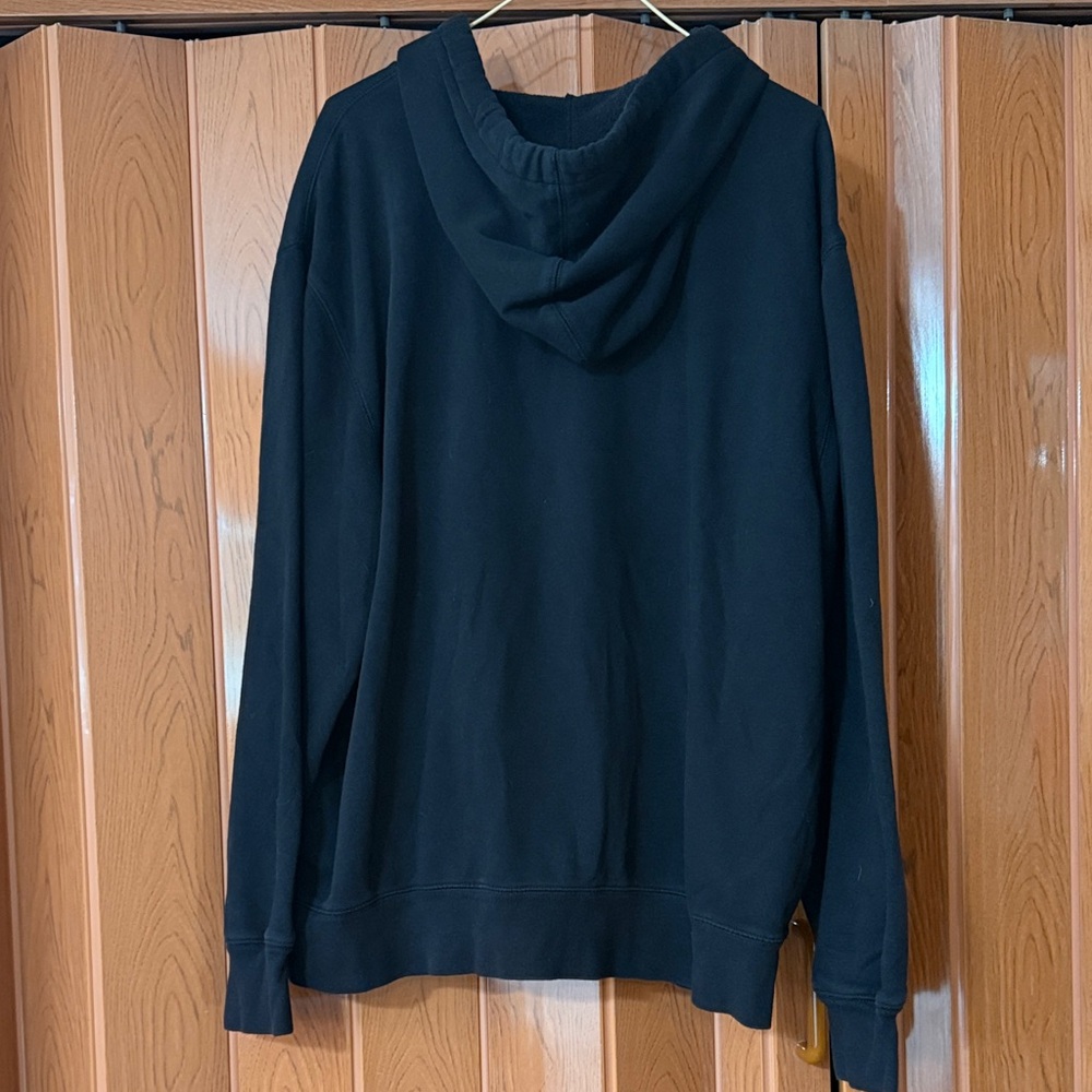 GAP Black Hoodie with Subtle Logo - Picture 3 of 5